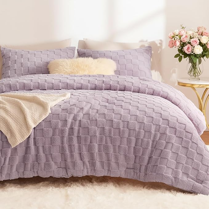 CozyLux Fleece Queen Comforter Set Light Purple,Super Soft & Warm Fluffy Bedding with Checkered Pattern,Luxury Fuzzy Heavy Bed Set for Winter,3 Pieces,1 Comforter and 2 Pillowcases