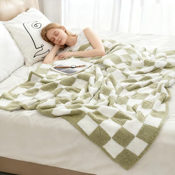 MorroMorn Checkered Throw Blanket for Couch, Green Throw Blanket 2-Layers Soft Cozy Fleece Plaid Blankets Checkerboard Grid - Fluffy Fuzzy Plush Warm for Sofa Chair Bed Decor Gifts, 50x60 inches