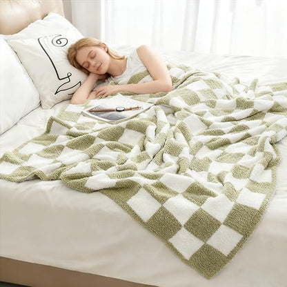 MorroMorn Checkered Throw Blanket for Couch, Green Throw Blanket 2-Layers Soft Cozy Fleece Plaid Blankets Checkerboard Grid - Fluffy Fuzzy Plush Warm for Sofa Chair Bed Decor Gifts, 50x60 inches
