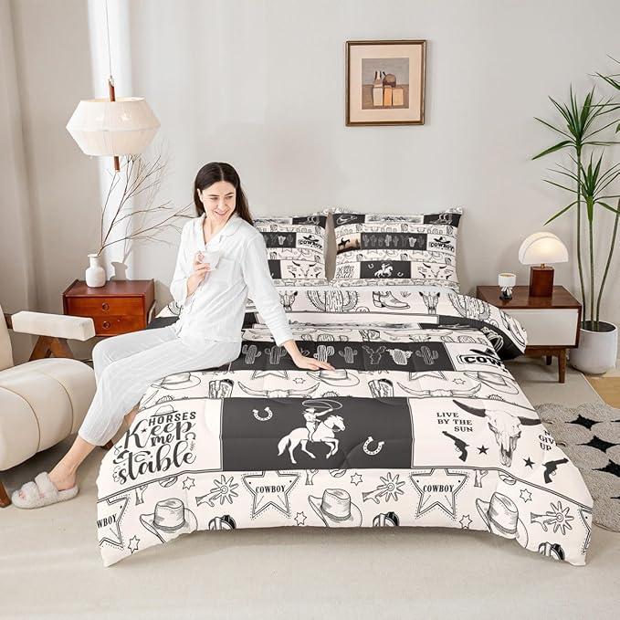 Western Cowboy Kids Comforter Set Full Size,Cowboy Boots Horseshoe Farmhouse Bedding Set,Boys Girls Adults Room Decor,Cow Skull Cactus Rustic Down Comforter,Beige Retro Duvet Insert,2 Pillowcases
