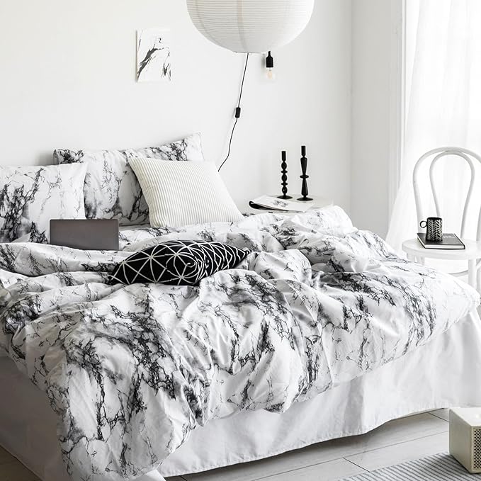Wake In Cloud - Marble Comforter Set, Neutral Modern Aesthetic for Men Women, Soft Lightweight Bedding, 3 Pieces, Black White, California King Size