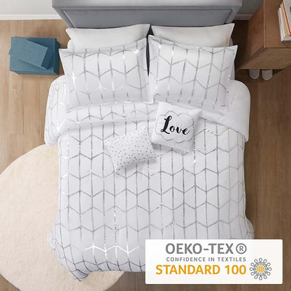 Intelligent Design Raina Twin / Twin XL Comforter Set, Soft Microfiber Comforter Set Twin, Modern Geometric Metallic Bed Set, 4 Pieces College Bedding Comforter Set with 1 Sham, 2 Toss Pillows White