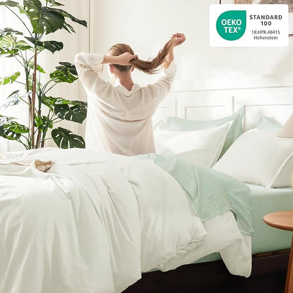 Litanika Oversized King Comforters Ivory Super King Plus Size, 3 Pieces Lightweight Solid Bedding Comforter Set, All Season Fluffy Bed Set (128x120In Comforter & 2 Pillowcases)