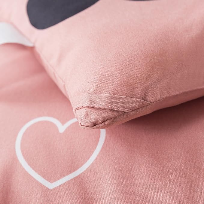 Caressma Love Pattern Girls Pink Comforter Set King Size, Cameo Brown Cute Love Heart Sexy Comforter Bedding Set for All Seasons, Soft Microfiber 3 Pieces Comforter Set with Pillowcases