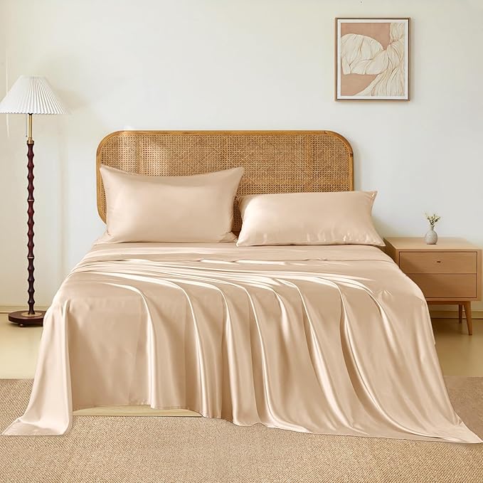 THXSILK Luxury Mulberry Silk Bed Sheets Set - 4pcs Silk Sheets Set 16" Deep Pocket - 1 Fitted Sheet, 1 Flat Sheet, 2 Pillowcases with Zipper Closure - Calfornia King, Champagne