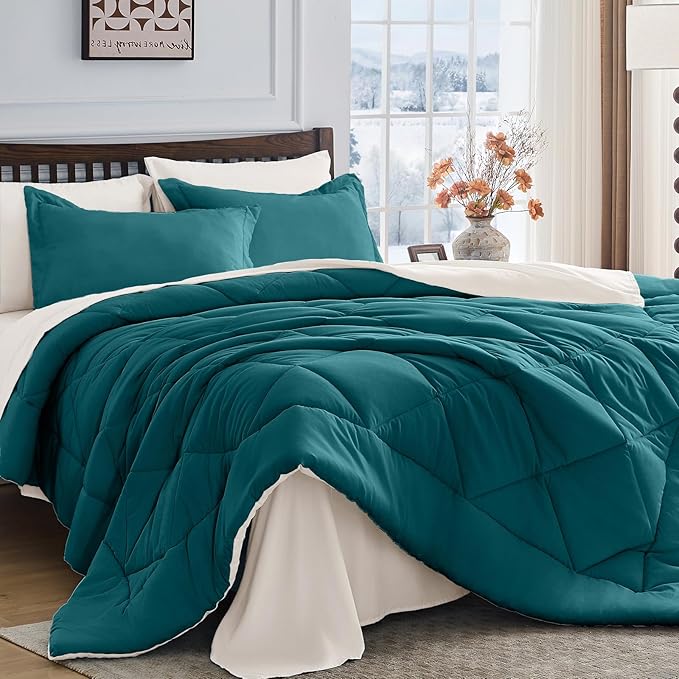 HEVUMYI King Comforter Set - 7-Piece All Season Bed in a Bag King, Ultra Soft Bedding Set with Comforter, Flat Sheet, Fitted Sheet, Pillowcases, Pillow Shams, Peacock Blue & Ivory