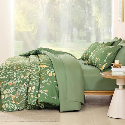 Yiran 7 Piece Sage Green Watercolour Floral Comforter Set King Size, Watercolour Botanical Comforter Bedding Set, Bed in a Bag King, Soft Microfiber Complete Bedding Set with Sheets for All Season
