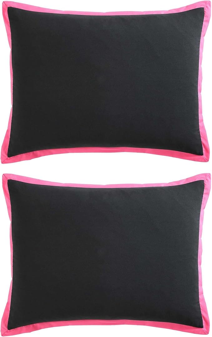Betsey Johnson - Full/Queen Comforter Set, Super Soft Bedding with Matching Shams, Bonus Throw Included, Chic Bedding Essentials (Signature Hotel Solid Black, Full/Queen)