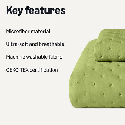Amazon Basics Brushed Microfiber Quilt Set, Extra Soft with Natural Texture, 2-Piece, Twin/Twin XL, Green