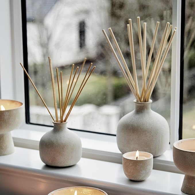 Blueme Renew Diffuser | Ivy & Rose | 5.92 Fl Oz - Refillable Wellness Diffuser, Contains Essential Oil, Sustainable, Hand Finished, Premium, Luxury Ceramic, Natural Rattan Reeds, | Small