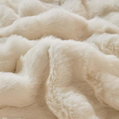 Queen Faux Rabbit Fur Comforter Set - 3 Pieces Fluffy Bedding Set Ultra Soft Warm Shaggy Winter Flannel Bed Set, Luxury Skin Friendly Sherpa Comforter Set & Pillow for Thanksgiving Beige Cream White