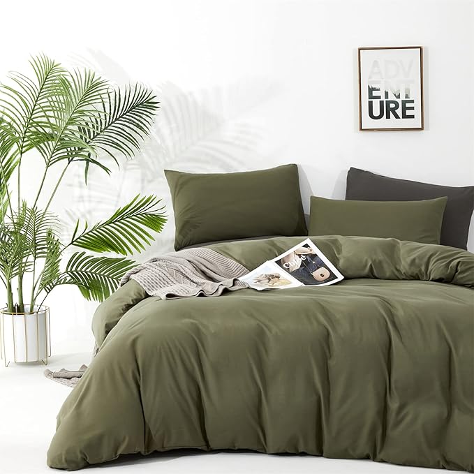 KAREVER Olive Green Comforter Set Queen Size Solid Green Comforter 3 Pieces Soft Dark Green Queen Comforter Bedding Set Women Pure Olive Green Queen Bed Comforter Set for All Season as Gift