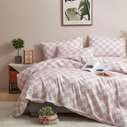 CLOTHKNOW Pink White Grid King Size Comforter Set Plaid Bedding Comforter Sets Soft Checker Geometric Comforter for Girls Women
