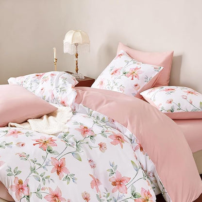 Wake In Cloud - Floral Comforter Set, Cottagecore Cottage Rustic Farmhouse Style with Botanical Flowers and Leaves Pattern, Soft Lightweight Bedding, 3-Piece, Pink White, Full Size