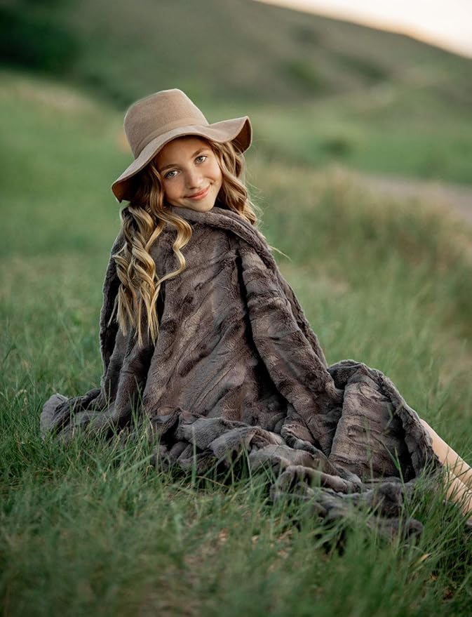 Minky Couture Sorbet Blanket - Ultra-Soft Throw for Silky Smooth Comfort - Premium Decorative Throw Blanket - Midweight, Breathable Fabric - Machine Washable Monster, Charcoal