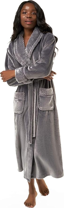 Turquaz Oversize Premium Luxury Ultra Soft Warm Robes for Women Plush Fleece Bathrobe for Women with and Spacious Pockets