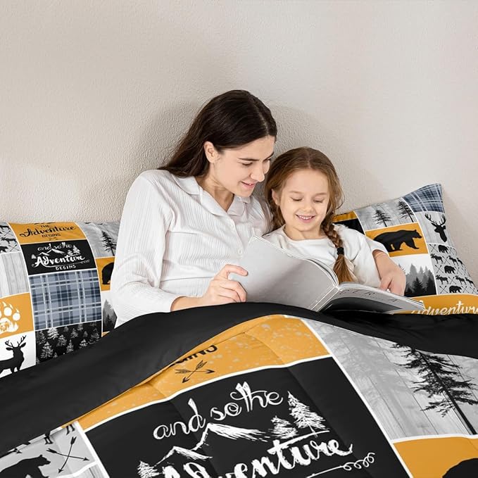Deer Bear Queen Bedding Sets, Blue And Grey Buffalo Plaid Comforter Set Woodland Animal Wildlife Quilt Hunting Lodge Country Down Comforter Rustic Farmhouse Cabin Bathroom Decor, 2 Pillow Cases