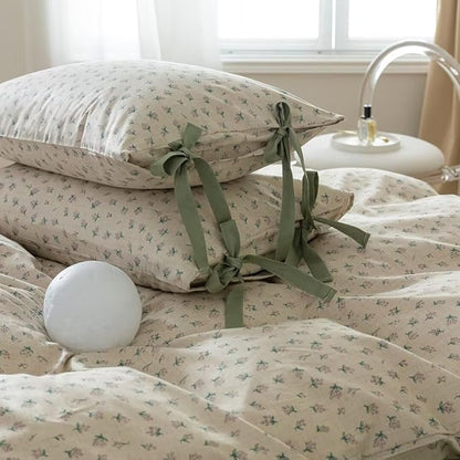 MKXI Fancy Floral Full Size Comforter - Pink White Flower Leaf Pattern Toddler Girl Comforter Set - Soft and Fluffy Textured Garden Aesthetic Bedding