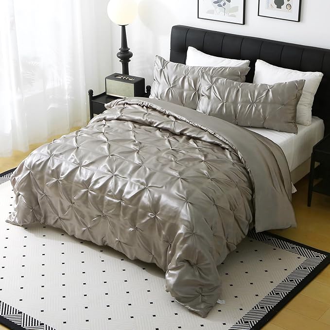 Satin Comforter Set King Size, 3-Piece Light Grey Pinch Pleat Bedding Sets, Comforter, Pillowcases, Offering Exceptionally Soft and Smooth Comfort for All Season Use
