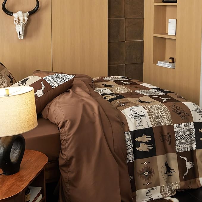 Wake In Cloud - Western Comforter Set, Southwestern Aztec Country Horse Cowboy Rustic Ranch Pattern Printed, Soft Lightweight Bedding, 3 Pieces, Tan Brown, King Size