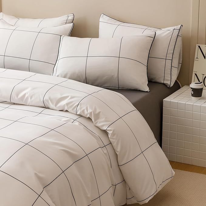 CLOTHKNOW White Plaid Queen Comforter Set Grid Bedding Comforter Sets All Season Big Checker Comforter Queen Size with 2 x Pillow Cases