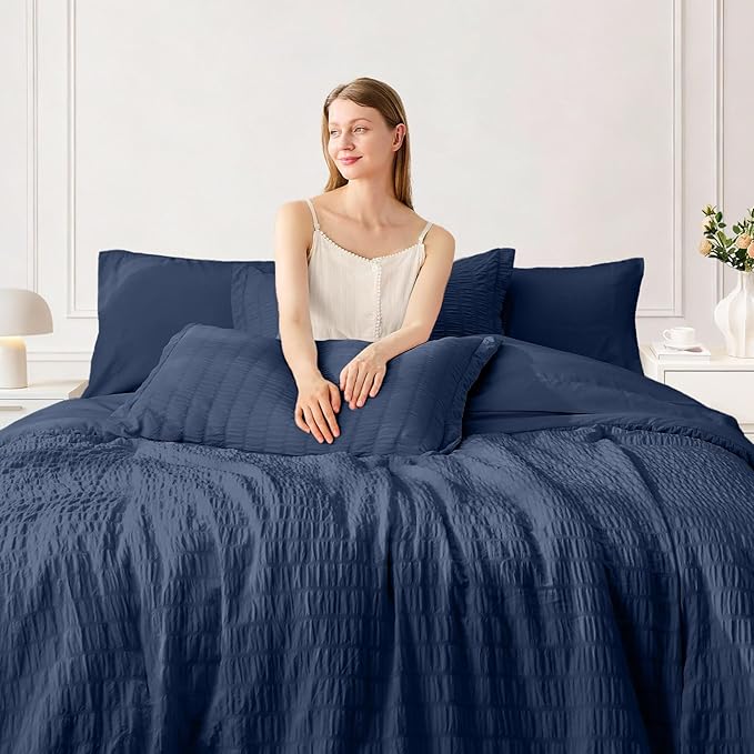 FUANNA King Size Comforter Set 7 Pieces, Luxury Seersucker Bed in a Bag King for All Seasons, Soft King Bedding Set with Comforter, Flat Sheet, Fitted Sheet, Pillowcases & Shams for Bedroom, Navy Blue