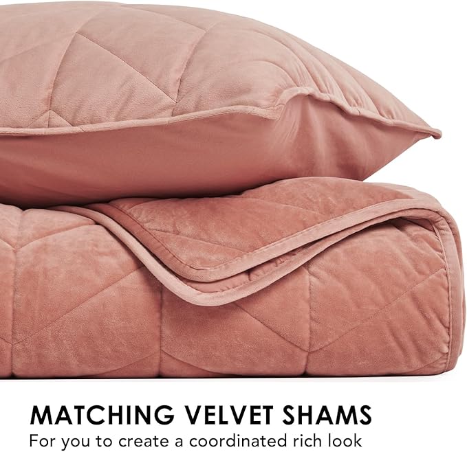 EVERGRACE 3 Pieces Luxurious Velvet King Quilts, Ultra Soft Lightweight Velvet Comforter Set, Matelasse Oversized Diamond Bedspread Coverlet for All Season with 2 Shams, Pink Clay, 108"x96"