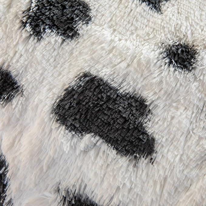 chovy Faux Fur Tie-Dyed Cow Print Black White Comforter Sets Queen - 3PC Bed Set Ultra Soft Plush Flannel Velvet Fluffy Fuzzy Bedding（Comforter x 1 Pillowcases x 2）