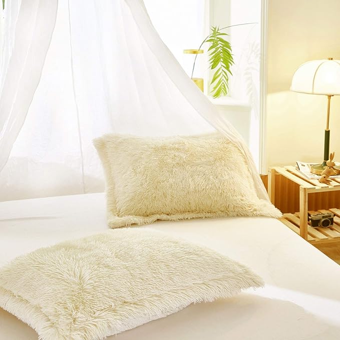 Joyreap 3-Piece Plush Shaggy Comforter Set, Twin Size Luxury Faux Fur Velvet Fluffy Bedding Set for All Season (Cream White, 68x86 inches)