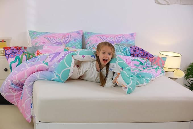 Erosebridal Twin Comforter Set for Girls, Mermaid Twin Bedding Sets for Girls Kids Toddler Ocean Fish Scales Quilt Rainbow Bedding Coastal Nautical Sea Animal Duvet Insert Teal Pastel Pink Room Decor