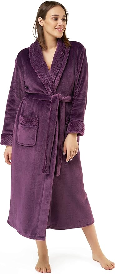 Turquaz Oversize Premium Luxury Ultra Soft Warm Robes for Women Plush Fleece Bathrobe for Women with and Spacious Pockets