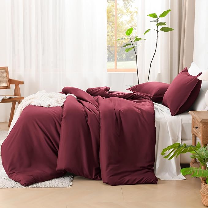 Litanika Comforters Twin XL Size Burgundy, 2 Pieces Lightweight Solid Bedding Set & Collections, All Season Fluffy Bed Set (68x92 Inches Comforter & 1 Pillowcase)