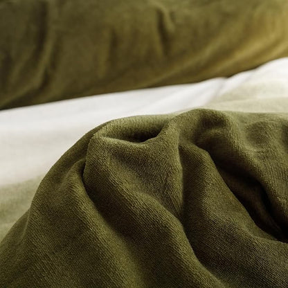 CLOTHKNOW Green White Fluffy Queen Comforter Set Velvet Bedding Comforter Sets Olive Green Comforter Soft Comforter Queen with 2 x Pillow Cases