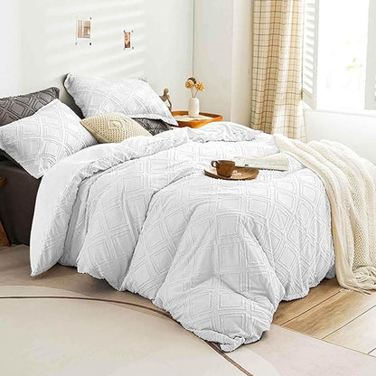 Nanko White Tufted King Comforter Set Jacquard Boho Geometry Soft Shabby Chic Reversible Down Alternative Microfiber Bedding - All Season Duvet Modern Farmhouse Bed Sets Women Men Size 104 x 90 3 PCs