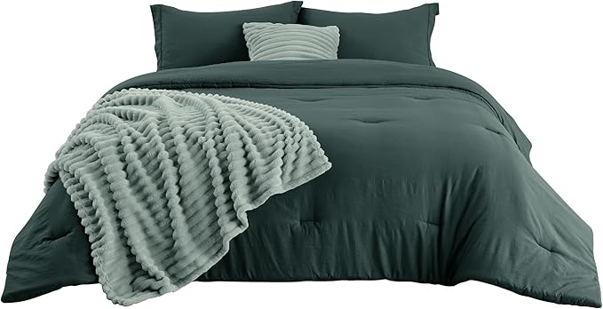 Bedsure Comforter King Size 5 Pieces - King Size Comforter Set with Fleece Throw Blanket and Decorative Pillow, Lightweiget Bedding Comforter Sets, All Season Bedding Sets, Emerald Green