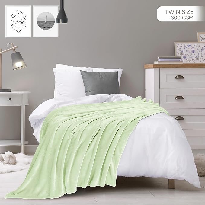 Utopia Bedding Fleece Blanket Twin Size Sage Green 300GSM Luxury Anti-Static Fuzzy Soft Microfiber Bed Blanket (60x80 Inch)