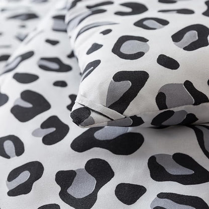 Caressma White Leopard Print Comforter Set, Full Size 3 Pieces for All Seasons, Untamed Wilderness Style Comforter with Pillowshams, Ultra Soft Microfiber