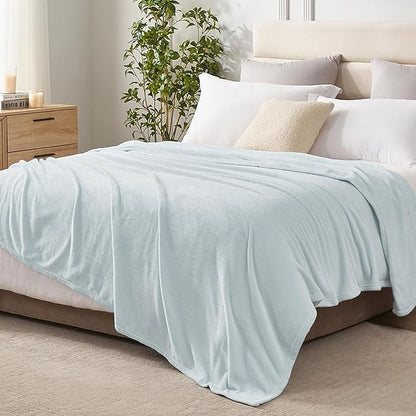 Hansleep Fleece Ice Blue Queen Blanket, Super Soft Flannel Fuzzy Plush Cozy Blanket for All Seasons, Ice Blue, Queen 90x90 Inches
