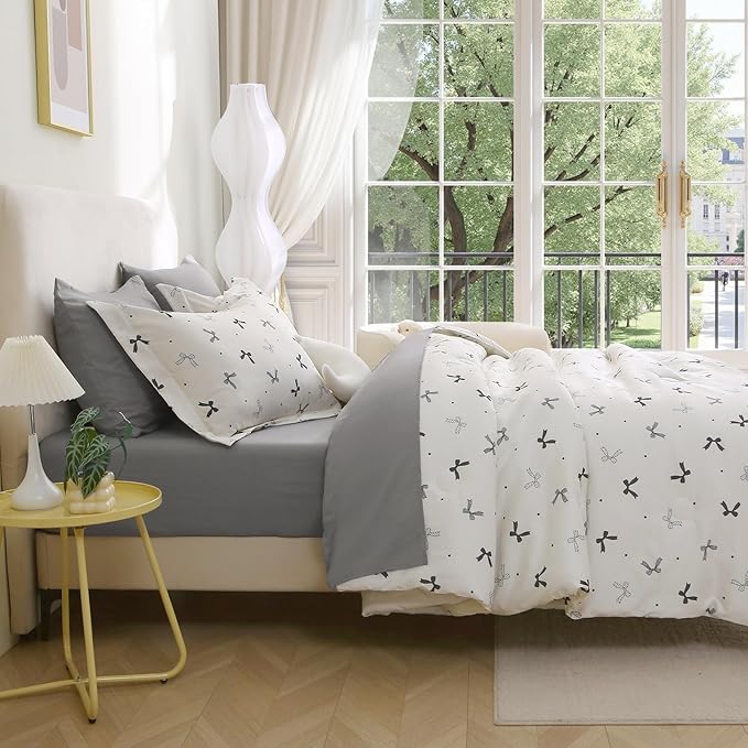 7 Pieces Black Bow Comforter Set for Girls Kids Soft Fluffy Bedding Set Twin Size Bed in A Bag as Gifts (1 Comforter, 1 Flat Sheet, 1 Fitted Sheet, 2 Pillowcase and 2 Pillow Sham)