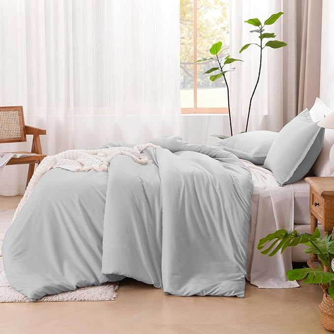 Litanika Light Grey Comforter Queen Size, 3 Pieces Lightweight Solid Bedding Comforter Set, All Season Fluffy Bed Set (90x90In Comforter & 2 Pillowcases)
