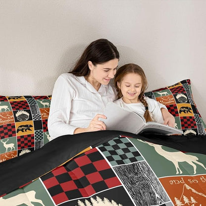Farmhouse Cabin Bedding Set Queen, Bear Deer Forest Comforter Set Wooden Board Country Duvet Insert For Kids Girls Bedroom, Retro Lodge Wild Animal Quilt Rustic Decorations For Home, Red Grey Black