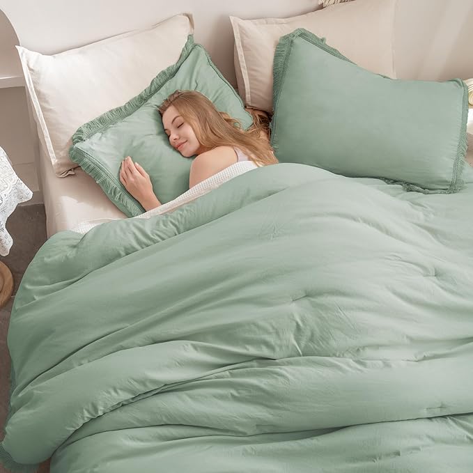 Andency Twin Comforter Set Sage Green, 2 Pieces Kids Comforter Sets for Boys Girls Teens, Boho Tassel Lightweight Winter Fluffy Bed Set (66x90In Comforter & 1 Pillowcase)