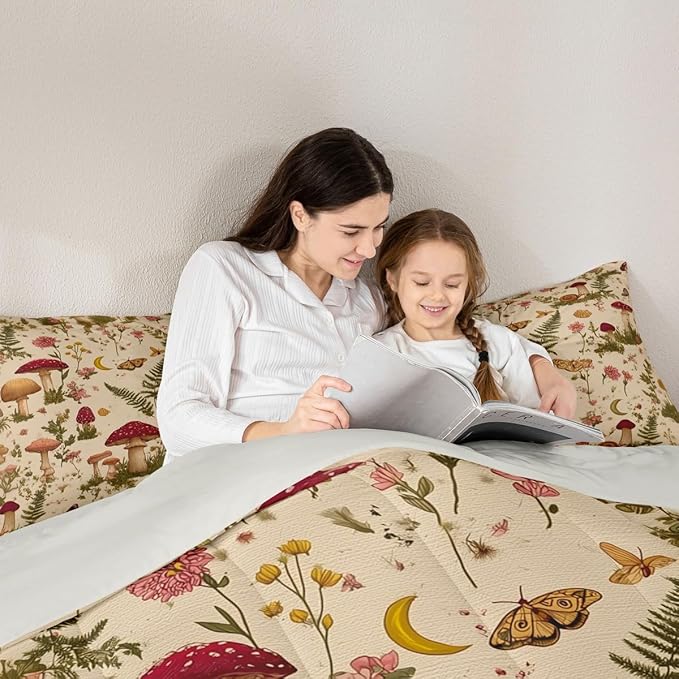 Erosebridal Wild Mushroom Butterfly Flower Bedding Set, Boho Mushroom Moth Comforter Set Toddler for Kids Girls Boys Teens Adults, Spring Blossom Comforter, Natural Wild Fungus Quilt 2 Piece