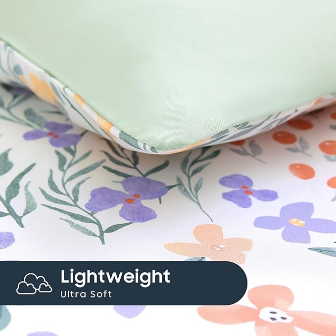 Wake In Cloud - Floral Comforter Set, Farmhouse Cottagecore Style with Romantic Garden Wildflowers and Leaves Pattern, Soft Lightweight Bedding, 3 Pieces, Sage Green, Full Size