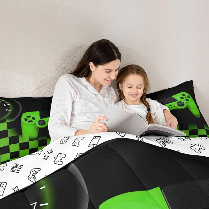 Gaming Comforter for Teen Boys Game Room Decor Bedding Set Kid Girls Gamepad Duvet Insert for All Season Gamer Home Decor Down Comforter Set with Black Green Buffalo Check Plaid Twin Size,1 Pillowcase
