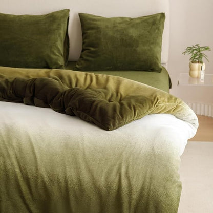 Cottonight Green Velvet Comforter Queen Fluffy Army Green Bedding Set Women Men Thick Warm Winter Blanket Quilts Sherpa Green White Modern Chic Plush Comforter Set