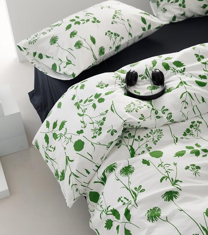 KAREVER Botanical Comforter Set King White and Sage Floral Plant Bedding Comforter Set Girls Blanket Rustic Leaf Blossom Women White Farmhouse Comforter King