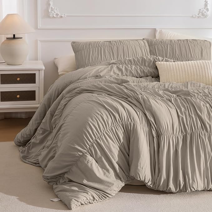 Masaca Queen Comforter Set,Ruched Ruffle Comforter for Queen Bed 3 Pieces Farmhouse Shabby Boho Chic French Country Linen Like Textured Bedding Comforters & Sets Lightweight Ultra Soft