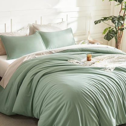 Litanika Oversized Queen Comforter Set, 3 Pieces Sage Green Lightweight Solid Bedding Comforter Set, All Season Fluffy Bed Set (98x98In Comforter & 2 Pillowcases)