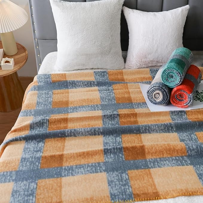 ZYFZCYBL Fleece Blanket Bulk Pack of 6 Cozy Fleece Throw Blankets 50x60 Warm Soft Lightweight Breathable Pet-Friendly for Bed Sofa Camping Wedding Gifts (Multiple Plaid